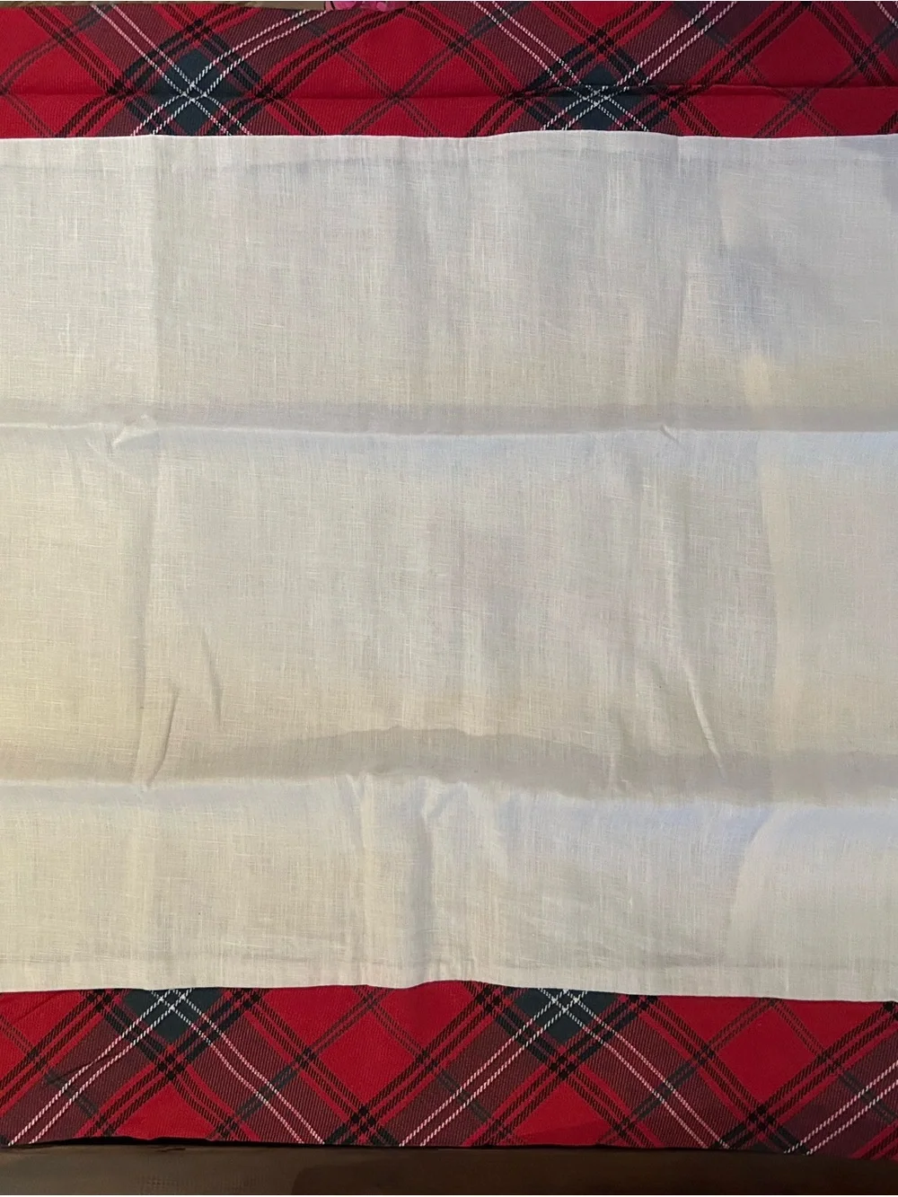 Williams Sonoma White Linen Duvet Cover with Red Plaid Trim